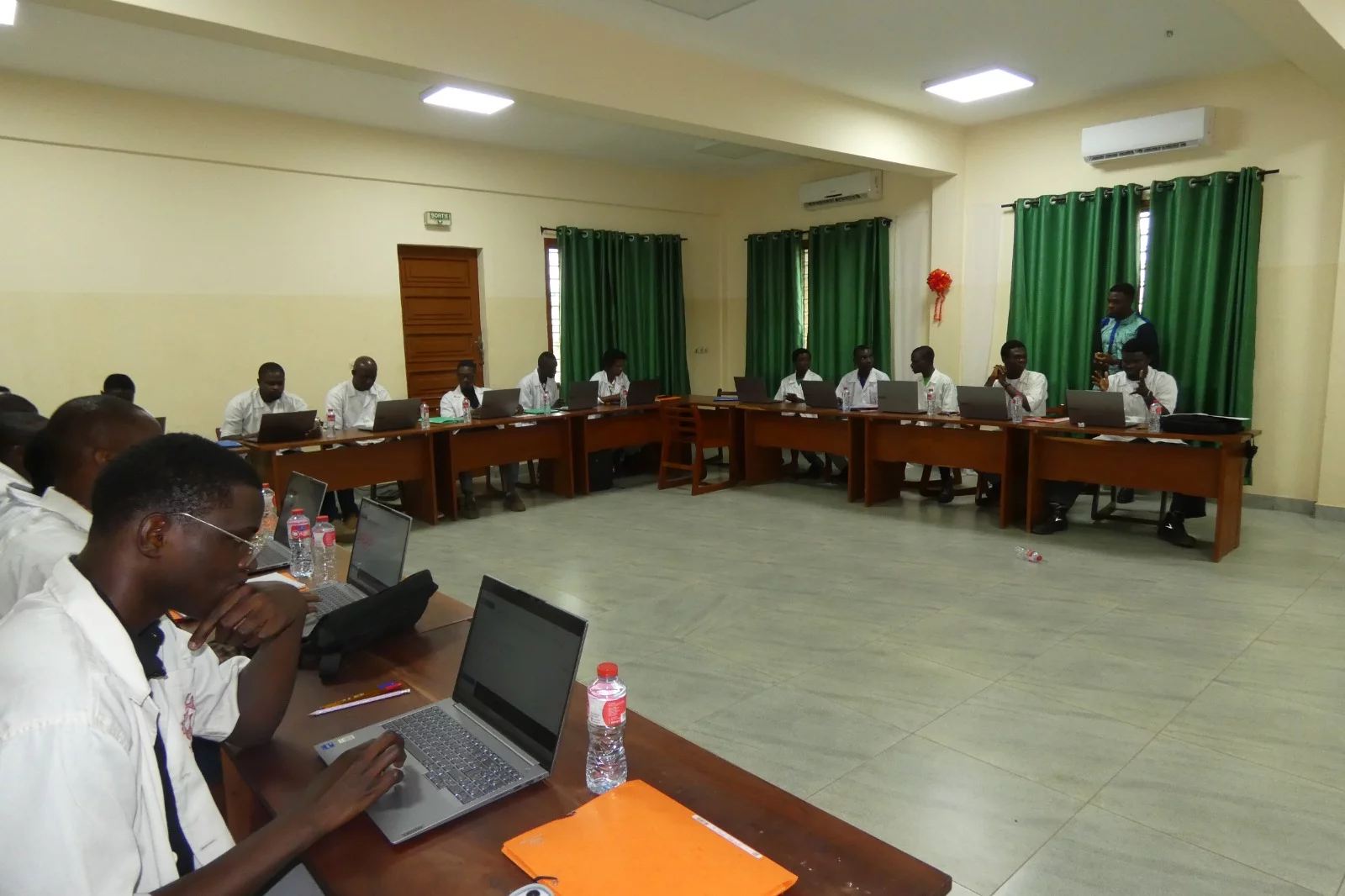 Formation en Habilitation Electrique pour les électriciens de la CEB
